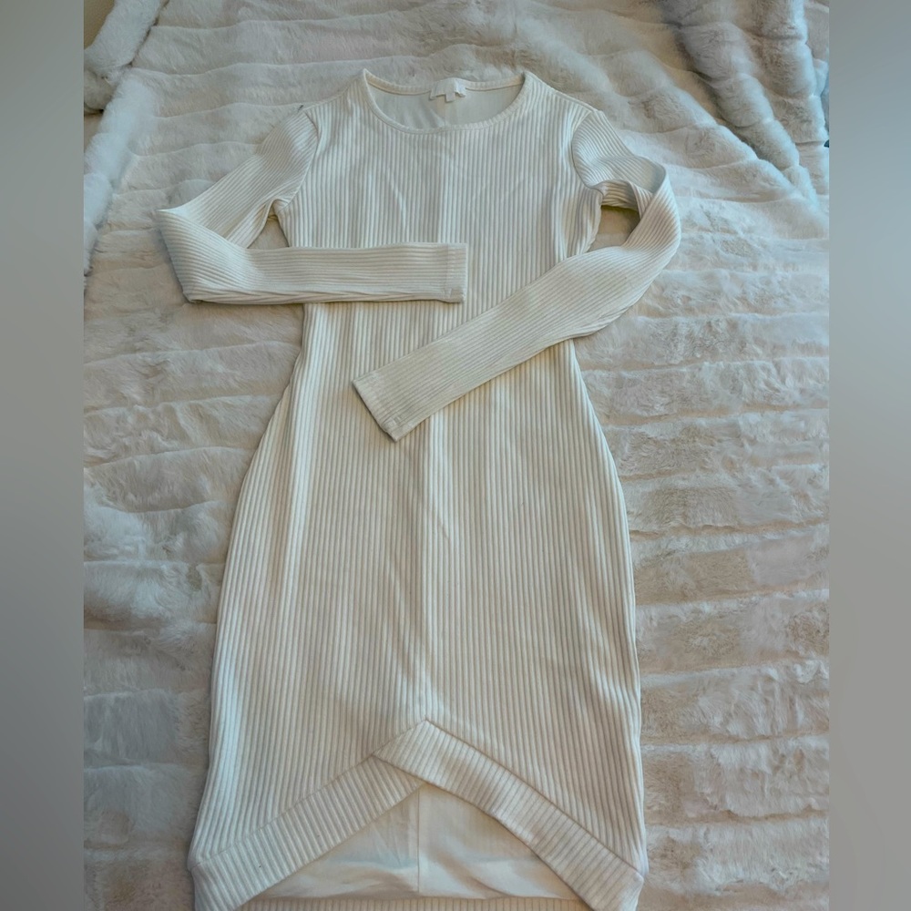 Beautiful dress, high quality!